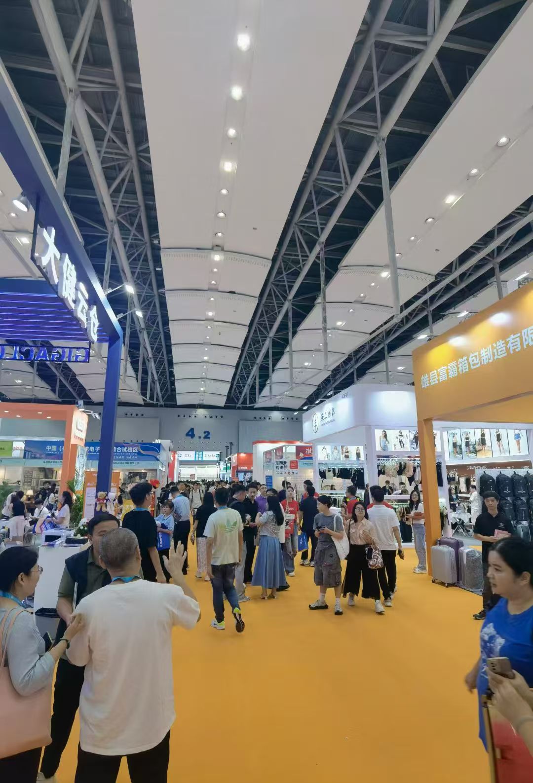 Car light factory, company, manufacturer, made in China, tail light, work light, side light, truck light