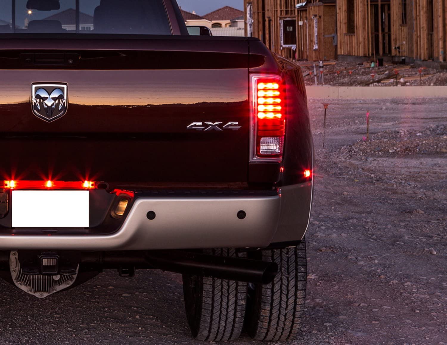 LED Brake Light Flicker Analysis,Solving LED Brake Light Flashing,Automotive LED Lighting Compatibility Issues,Technical Guide to Brake Light Problems,Diagnosing Flickering LED Tail Lights